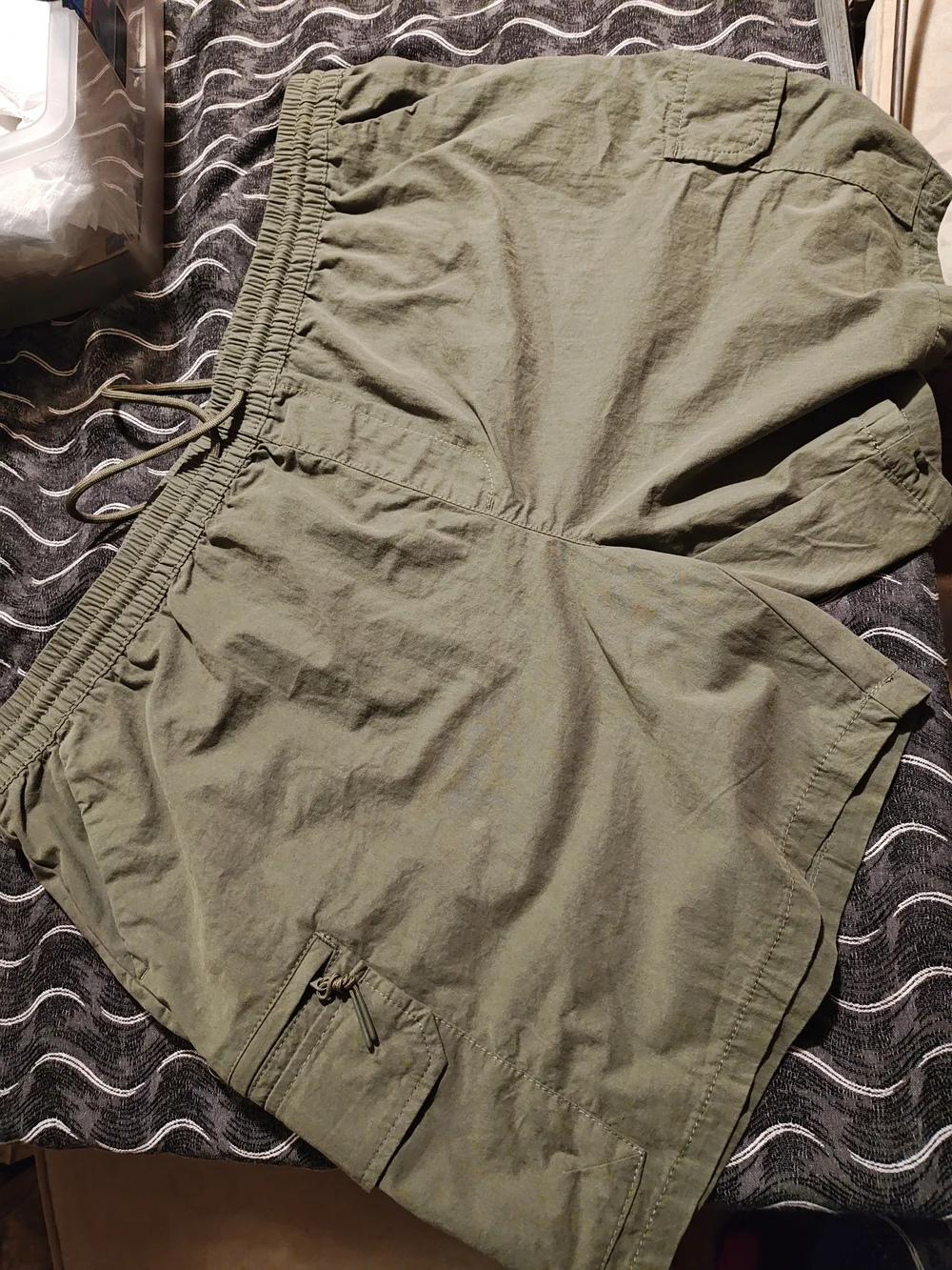 No Boundaries Olive Green Cargo Shorts with Drawstring Waist